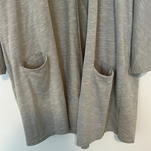 Donni Gray Striped Open Front Cardigan, One Size Fits All - Picture 3 of 9